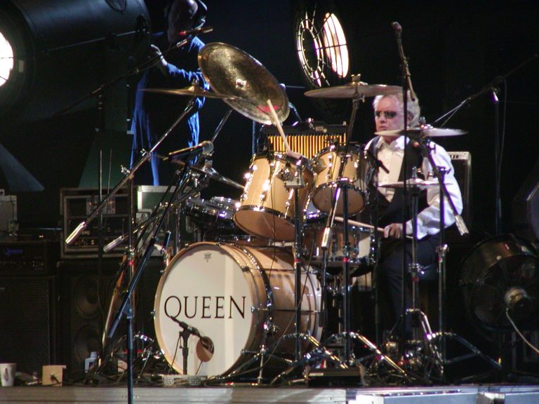 Roger Taylor de Queen lance un rosé de Côtes de Provence — et il décroche déjà l&rsquo;or aux awards