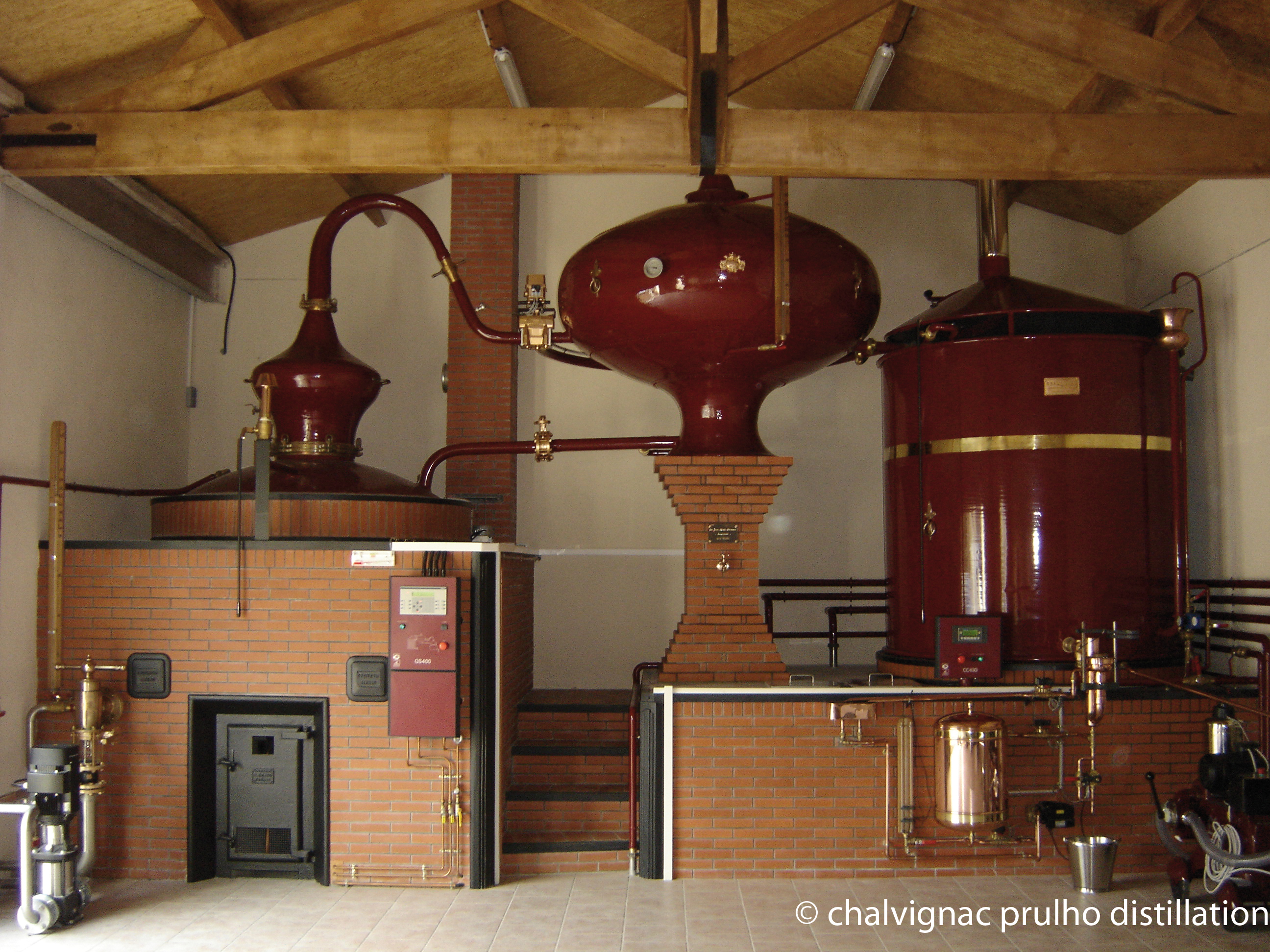 Alambic charentais de distillation du Cognac
