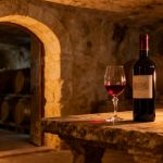 Ausone 2025 en primeurs : 100/100 Falstaff, 65 % cabernet franc — tout ce qu’on sait
