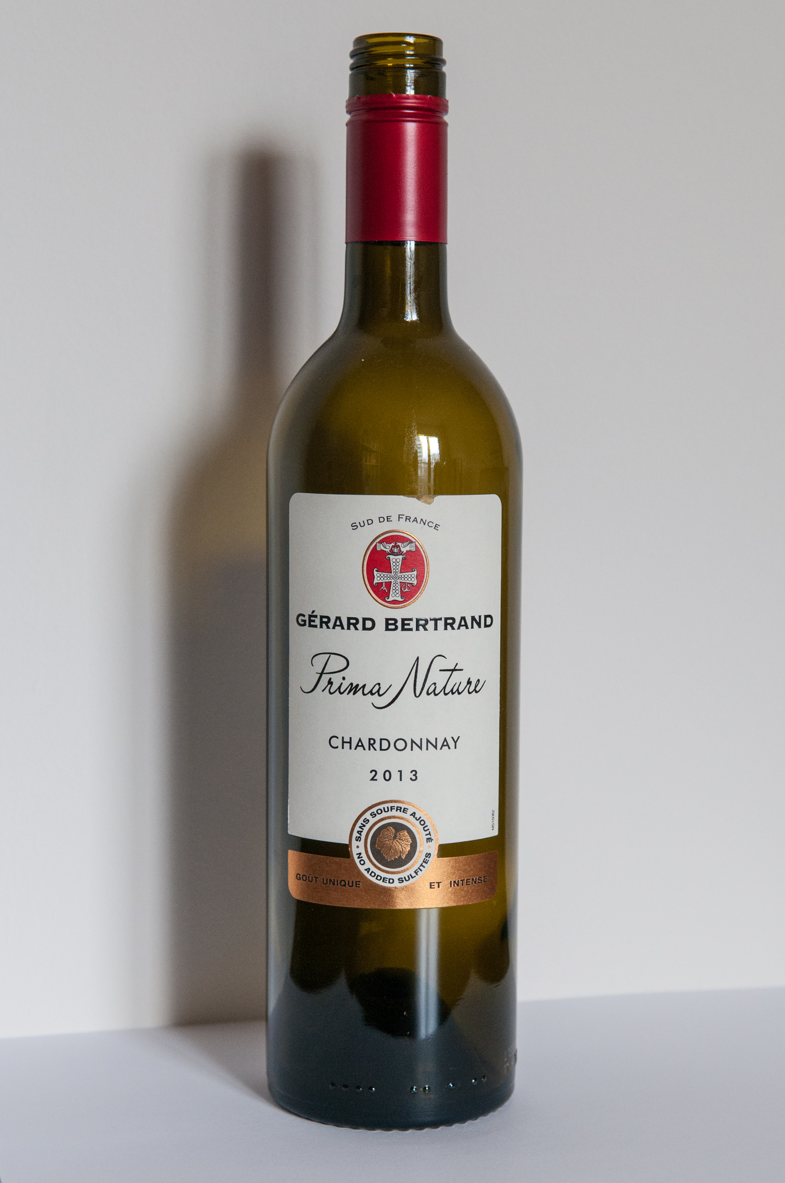 Bouteille de vin Gérard Bertrand Prima Nature Chardonnay, gamme biodynamique du domaine languedocien
