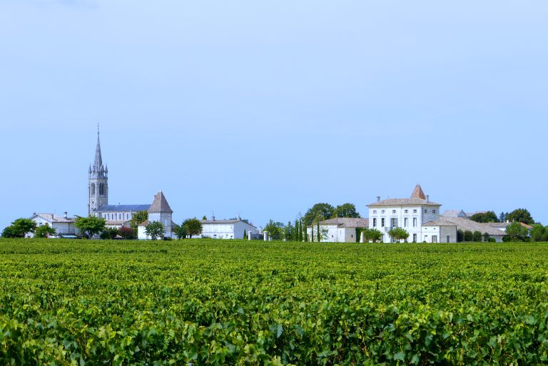 Lafleur quitte Pomerol et décroche 4 étoiles : le palmarès des primeurs 2025 selon Terre de Vins