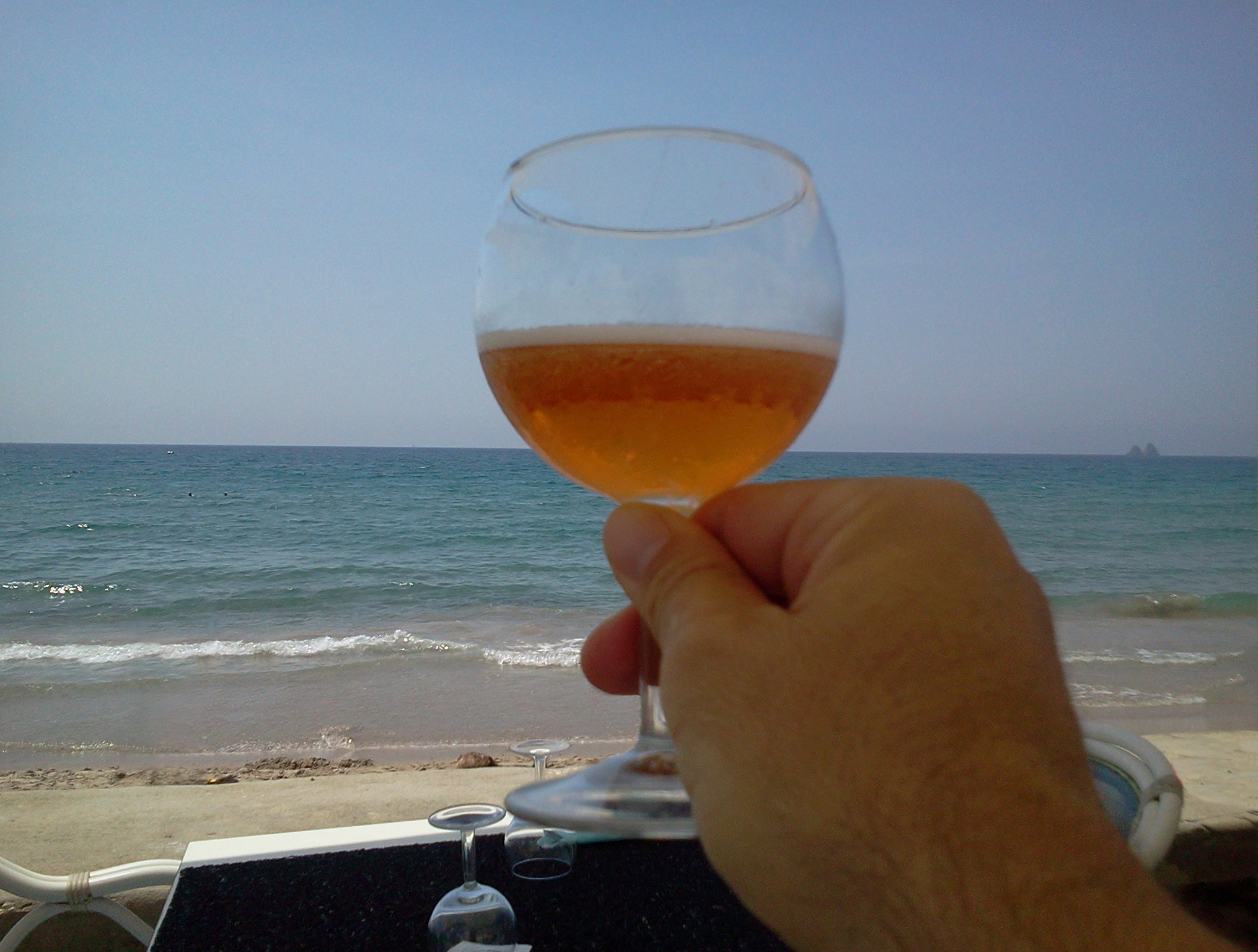 Verre de rosé de Bandol Provence AOP