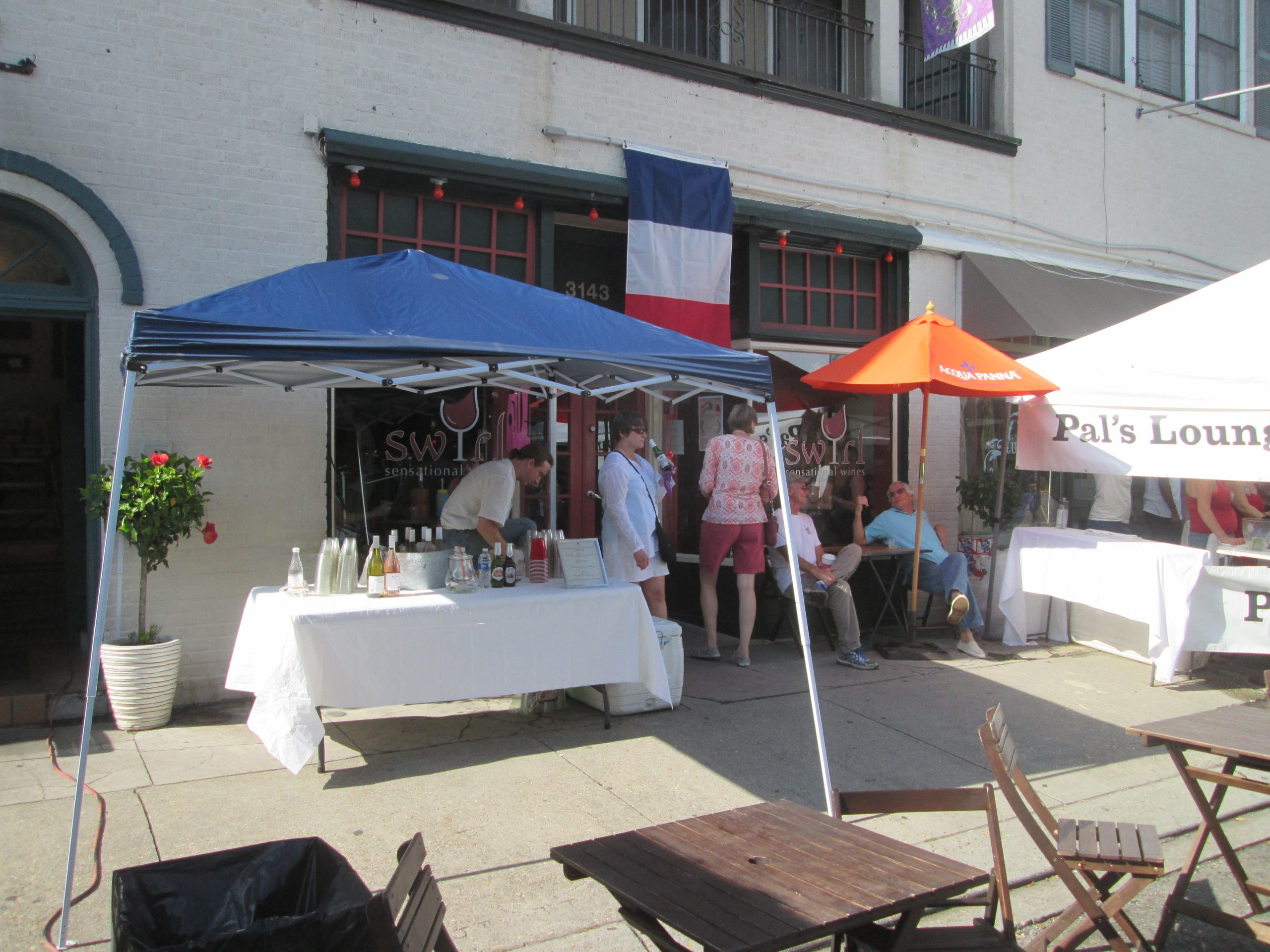 Fête Bastille verre de vin France 14 juillet