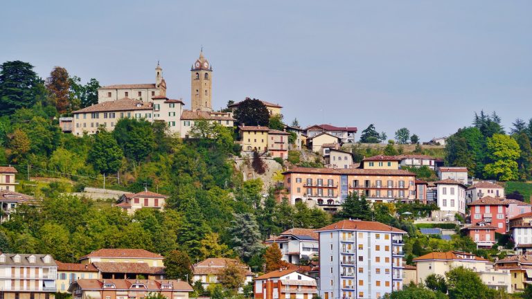 3 000 bouteilles de Barolo volées en une nuit chez Conterno Fantino : le casse qui secoue les Langhe