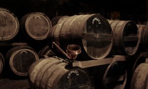 Cognac demande 250 millions d&rsquo;euros à l&rsquo;État pour financer ses surstocks, Boinaud passe sous sauvegarde