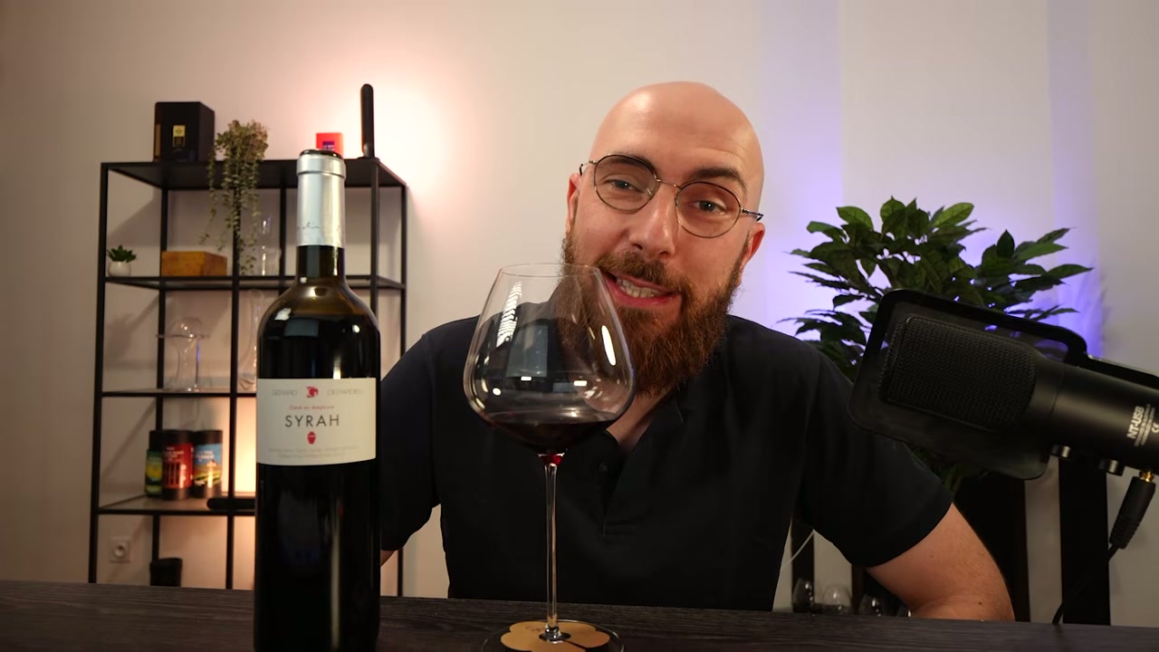 Syrah 2022 du Château de Tigné, bouteille présentée dans ma vidéo Vinabox