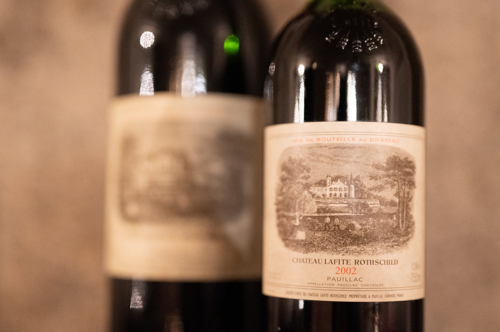 Bouteille de Château Lafite Rothschild 2002, appellation Pauillac