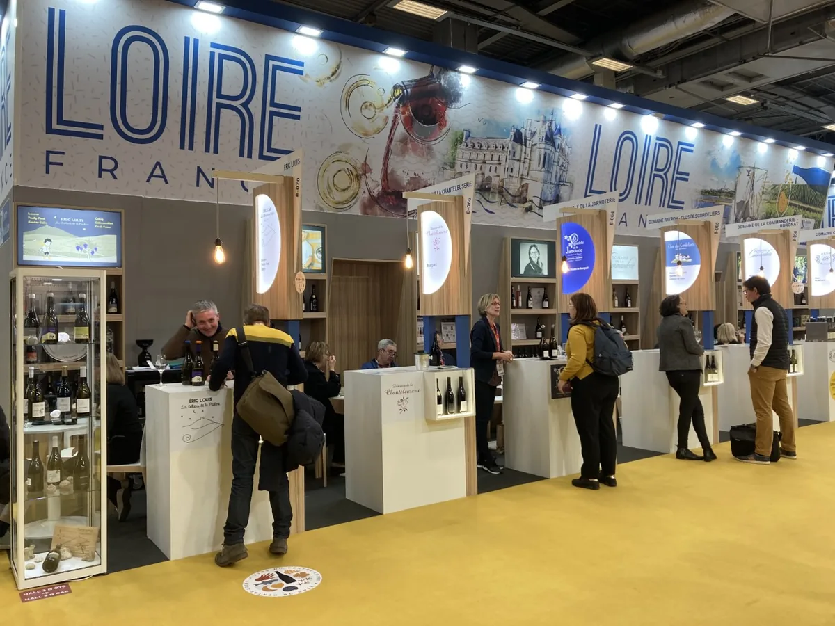 Stand des vins de Loire à Wine Paris et Vinexpo Paris en février 2023
