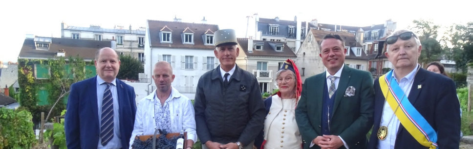 Coupe du raisin 2026 au Clos Montmartre avec les bénévoles